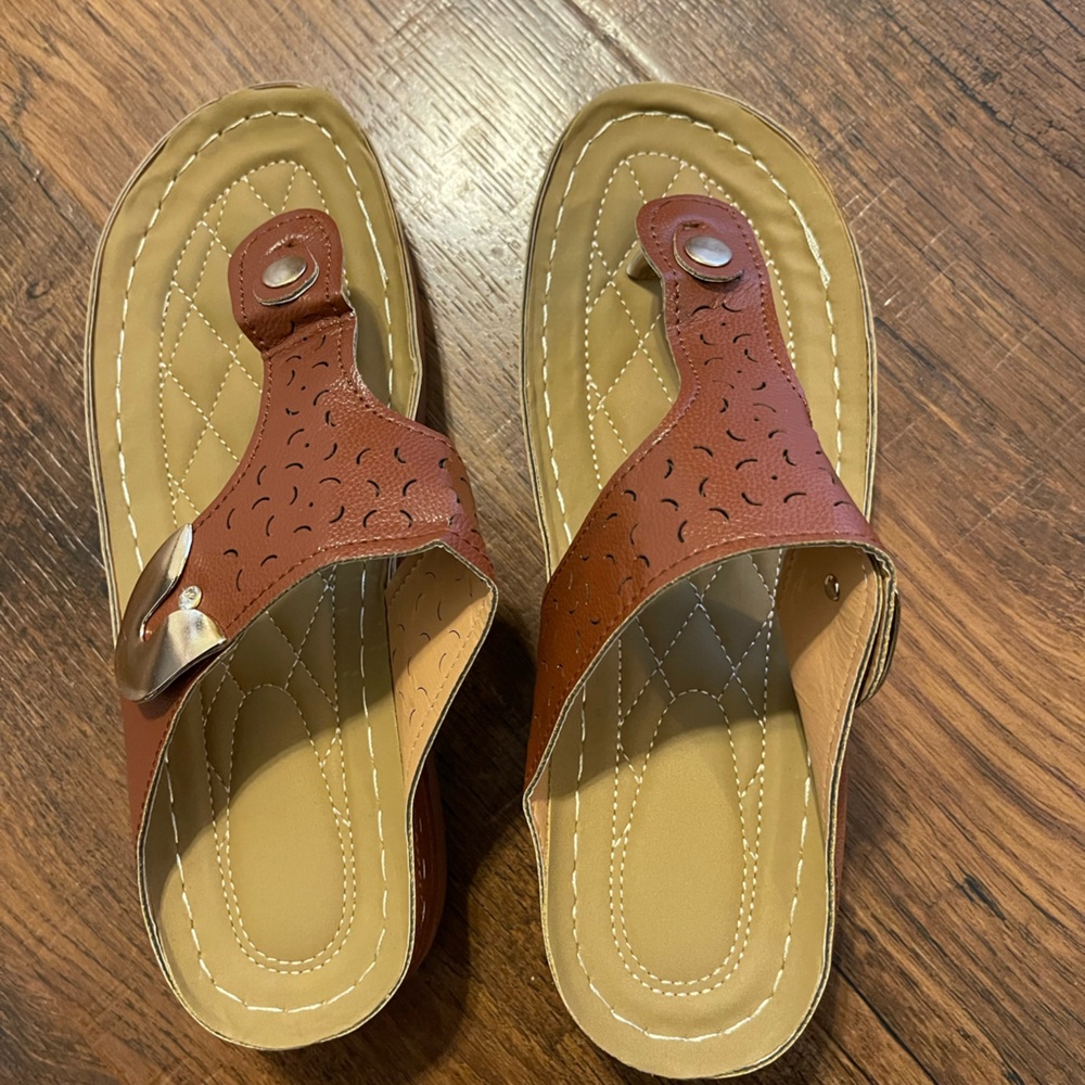 Cute Brown Sandals